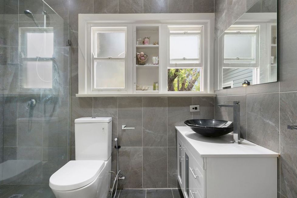 79 Bettington Road, 79 Bettington Road - Thumbnail 7