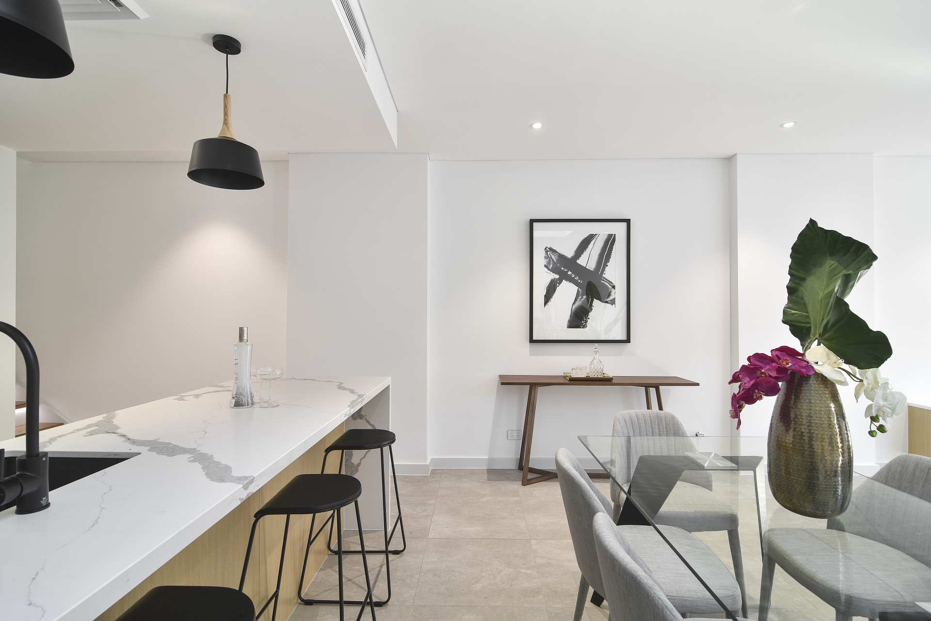 43 Waterloo Street, 43 Waterloo Street - Thumbnail 2
