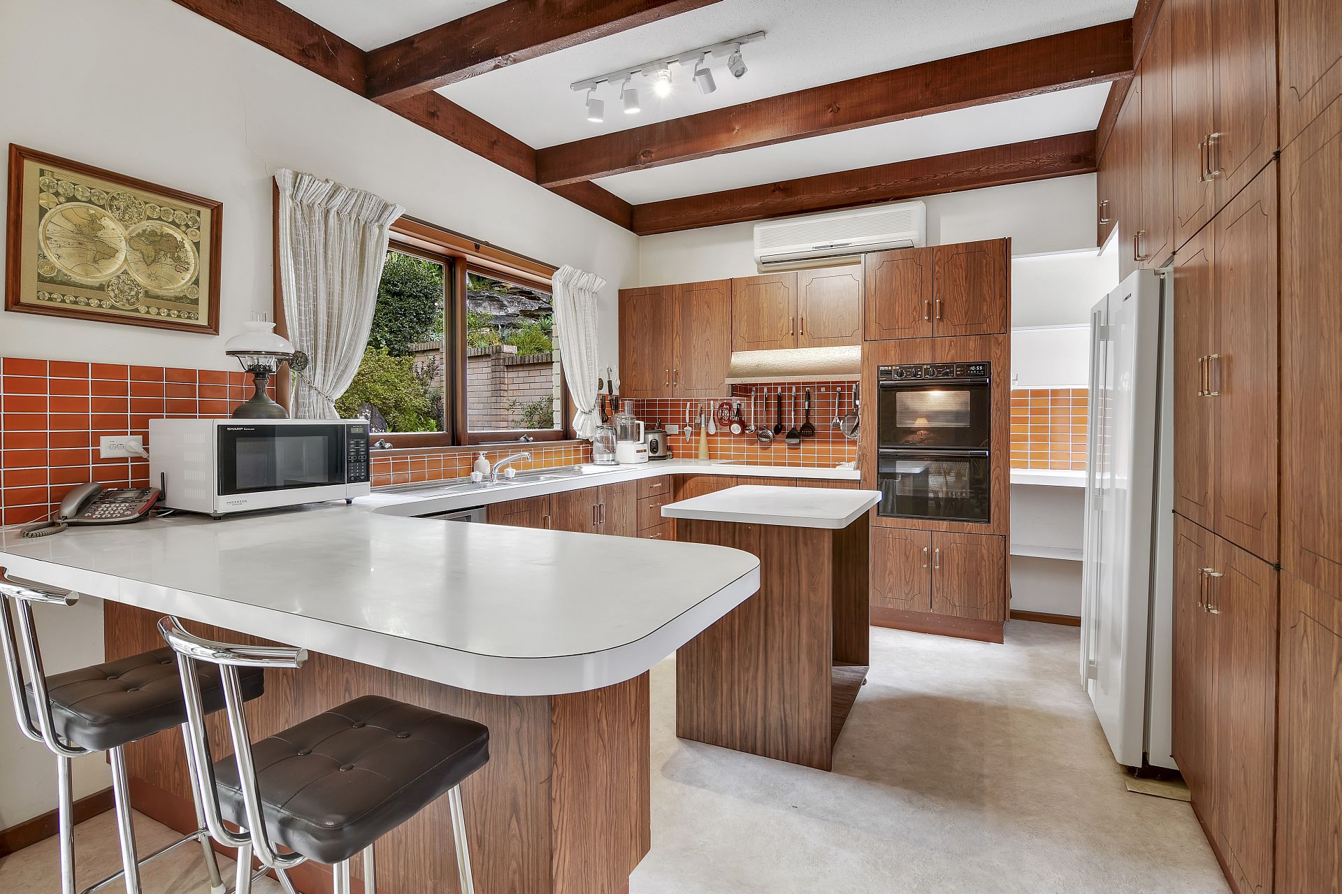 49 Burraneer Avenue, 49 Burraneer Avenue - Thumbnail 3