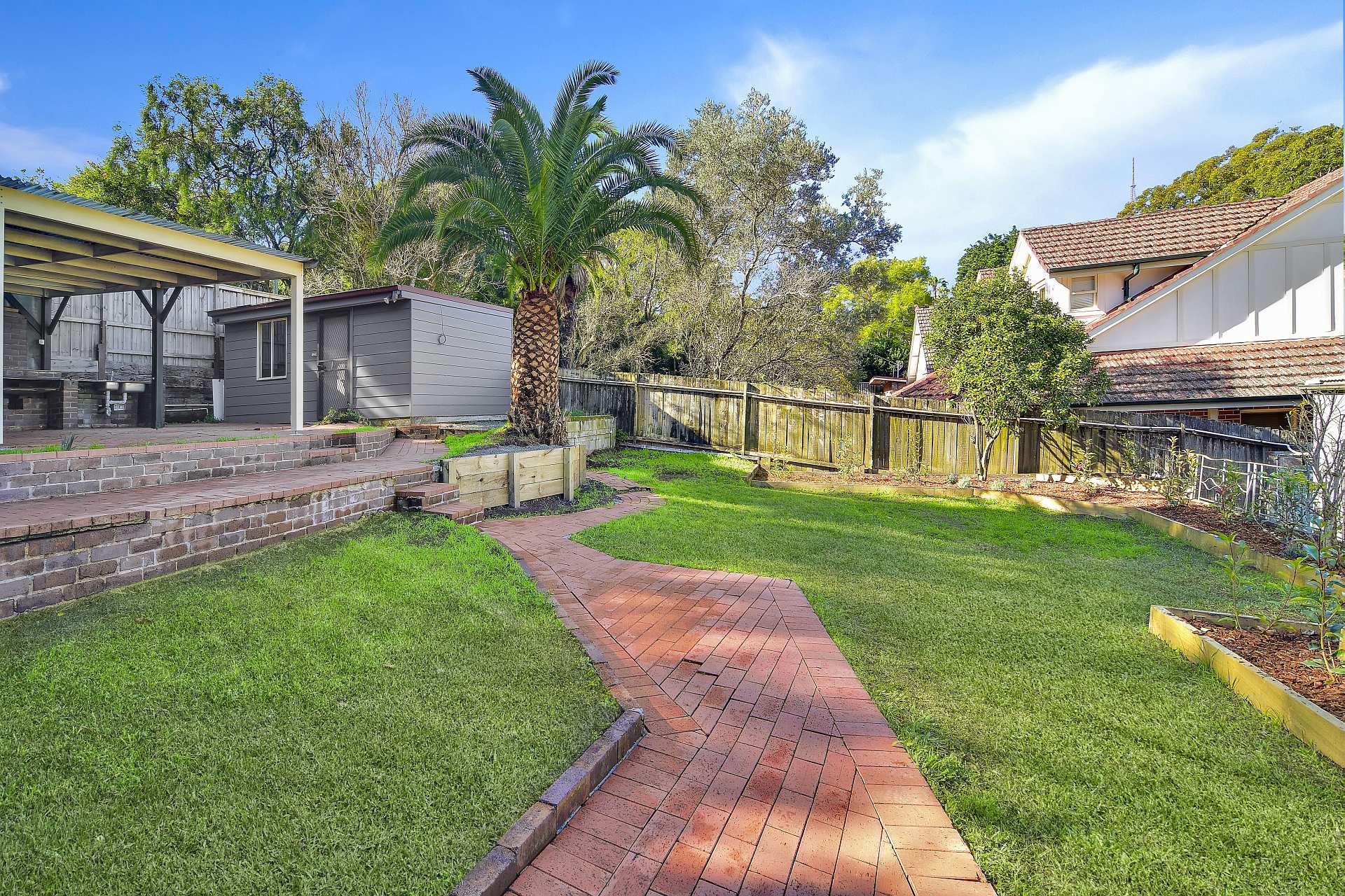 7 Cameron Avenue, 7 Cameron Avenue - Thumbnail 4