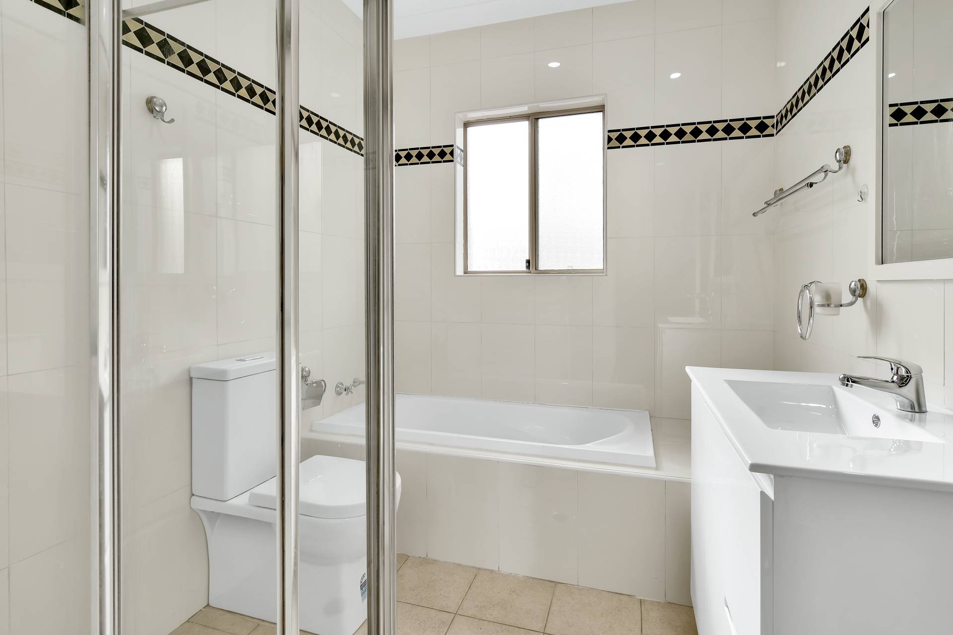 1/3 Highland Avenue, Bankstown, Bankstown - Thumbnail 5