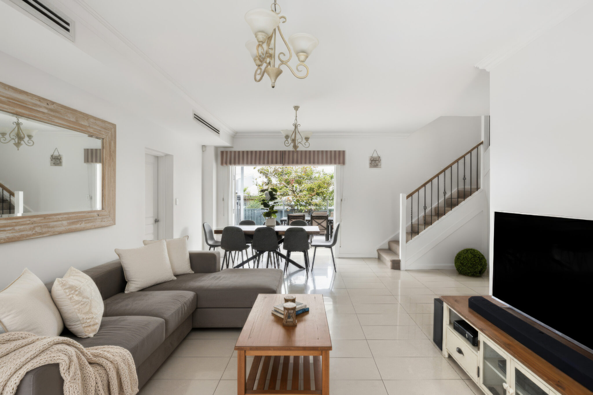 32 St Aidans Avenue, Oatlands, Oatlands - Thumbnail 2