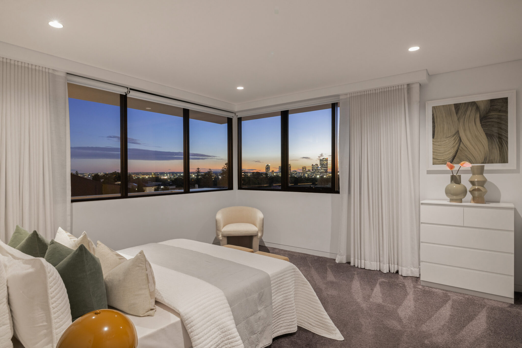 1 Oatlands Crescent, Oatlands, Oatlands - Thumbnail 3