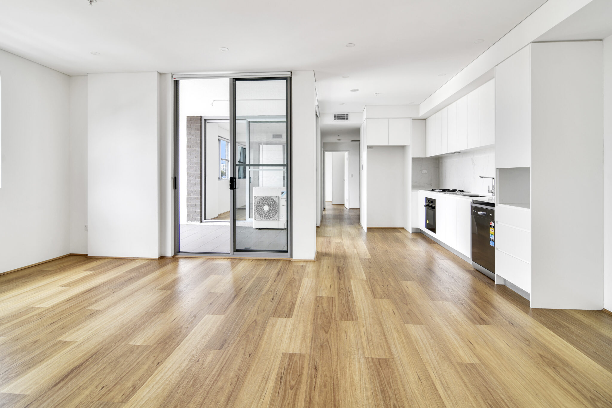 6/2-6 Robilliard Street, Mays Hill, Mays Hill - Thumbnail 3